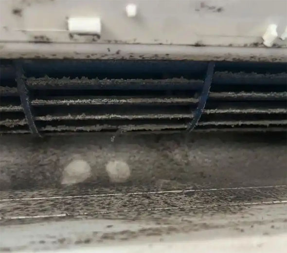 十堰空调吹的风有股烧焦味是怎么回事